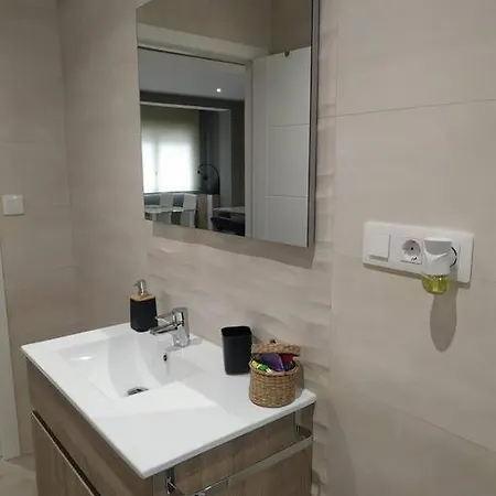 Camino A Ribeira アパート